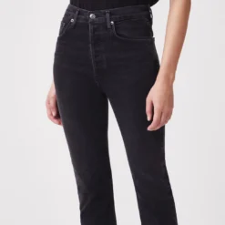 AGOLDE Riley High Rise Crop Straight Jean - Panoramic -Deals Moda Zoom Store 942x21A056 1286 RILEY PANORAMIC 037 FINISHED 21fcc517 7b7c 4737 b35e 08de17cb4918