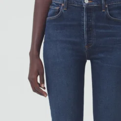 AGOLDE Riley High Rise Straight Long Jean - In Divided -Deals Moda Zoom Store A9090B 1255 RILEY LONG DIVIDED 479 600x 854a2f51 47d3 4c51 b8f3 4ad293b2037e