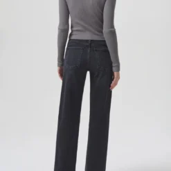 AGOLDE Harper Mid Rise Straight Jean - Hush 8 AGOLDE Harper Mid Rise Straight Jean - Hush -Deals Moda Zoom Store A9153B 1274 HARPER JEAN HUSH 0796 web 1000x 4b6871d1 6395 4066 becd bbb67a69c172