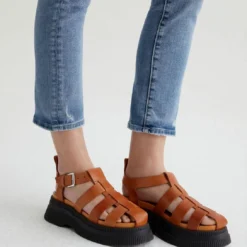 AG Jeans Mari High Rise Crop Straight Jean - 20 Yr Undertow -Deals Moda Zoom Store EMP1A48CI20YUTW 5