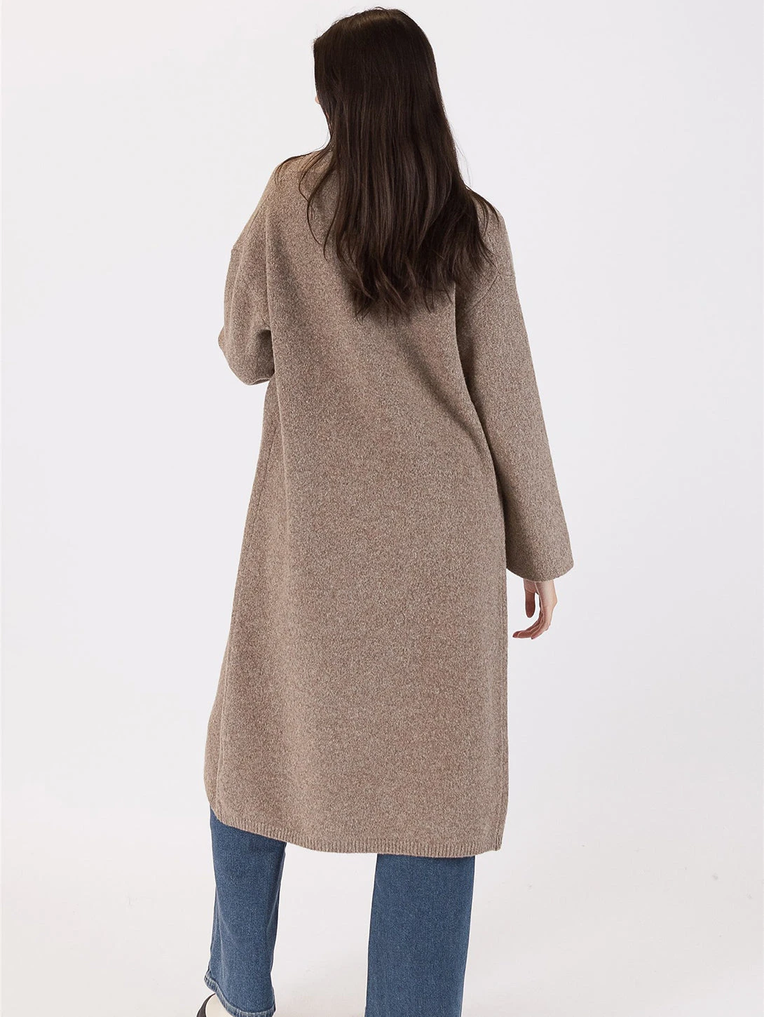 Hugh Coatigan - Driftwood 4 Hugh Coatigan - Driftwood - Image 4