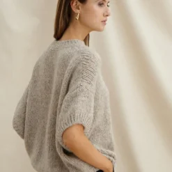 Rosalia Sleeveless Sweater -Deals Moda Zoom Store IMAGERESIZE 3 16ff6de2 49ba 4d5d 8d4d 94f067d742fe 1