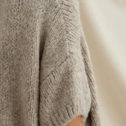 Rosalia Sleeveless Sweater -Deals Moda Zoom Store IMAGERESIZE 5 2327994a 8f8f 4250 a886 53019ab15261