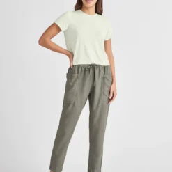 Splendid Gia Pant -Deals Moda Zoom Store RS3C830SE SVB 5 900x900.progressive 38b18081 7de8 4903 951b 2625dd9e18d0