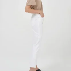 AGOLDE Riley High Rise Crop Straight Jean - Whip -Deals Moda Zoom Store ezgif.com gif maker 57 a3071d7a ab74 405a 97bc eea9a476b6b6